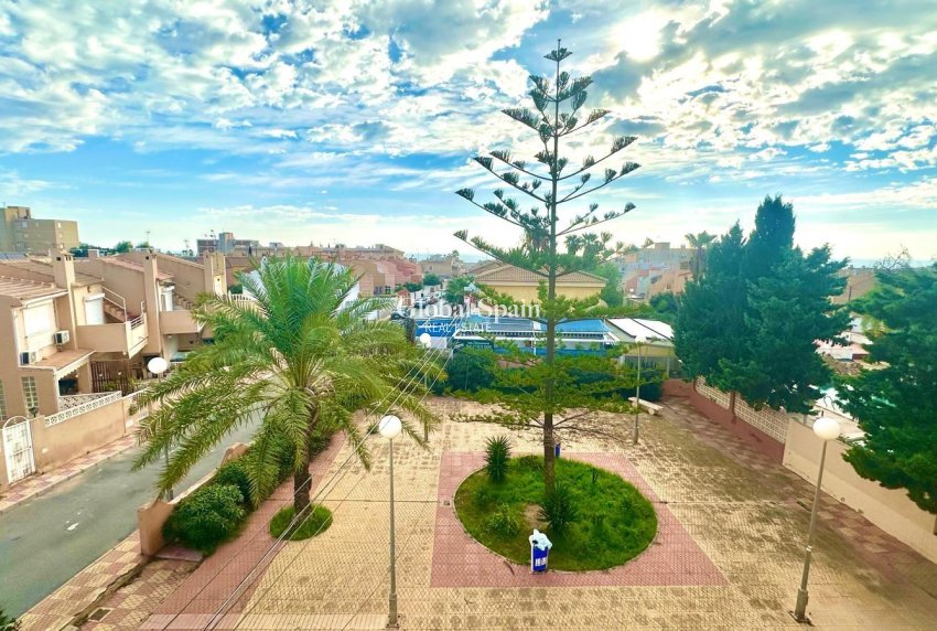 Revente - APPARTEMENT -
TORREVIEJA - Aguas Nuevas