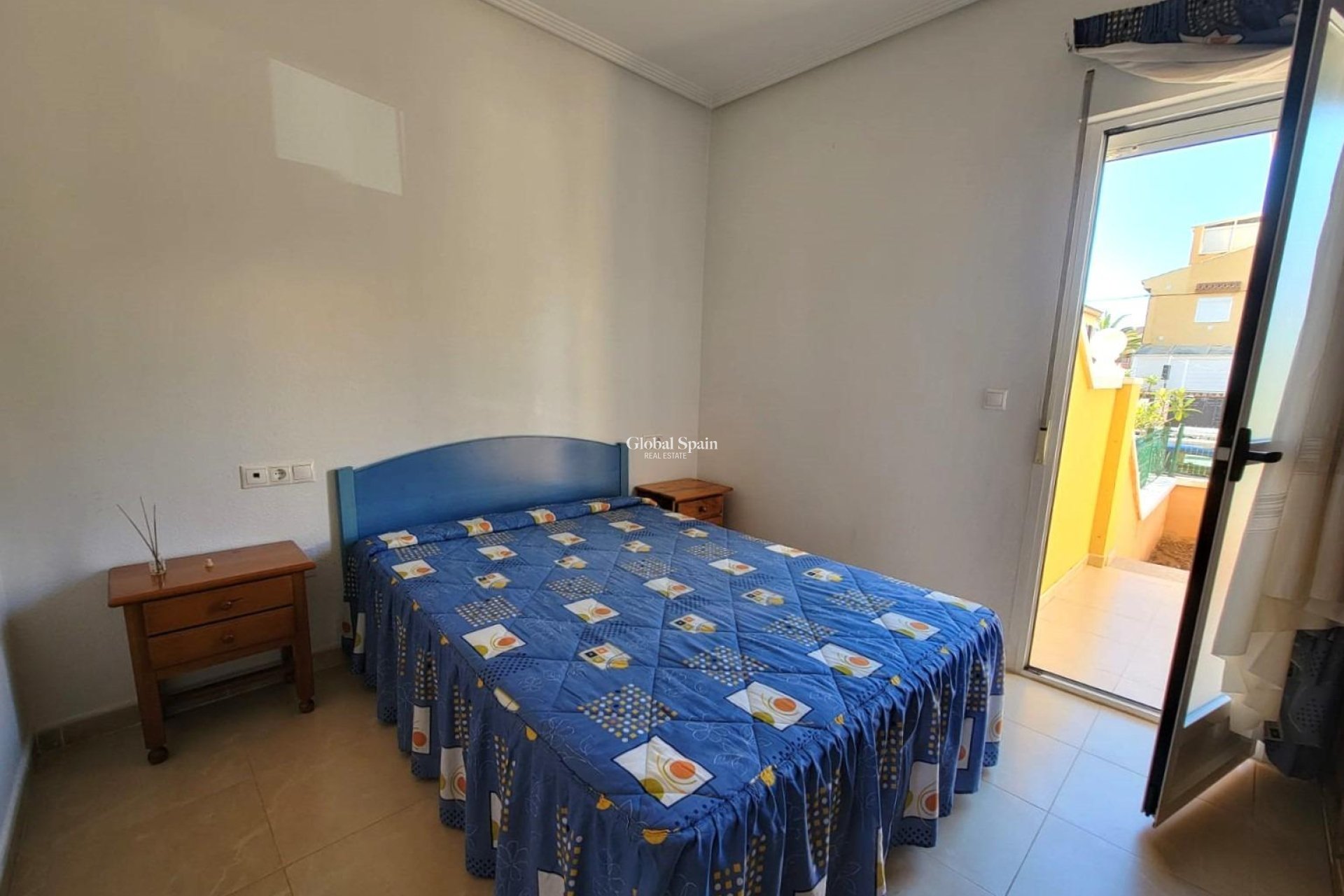 Revente - APPARTEMENT -
TORREVIEJA - Aguas Nuevas