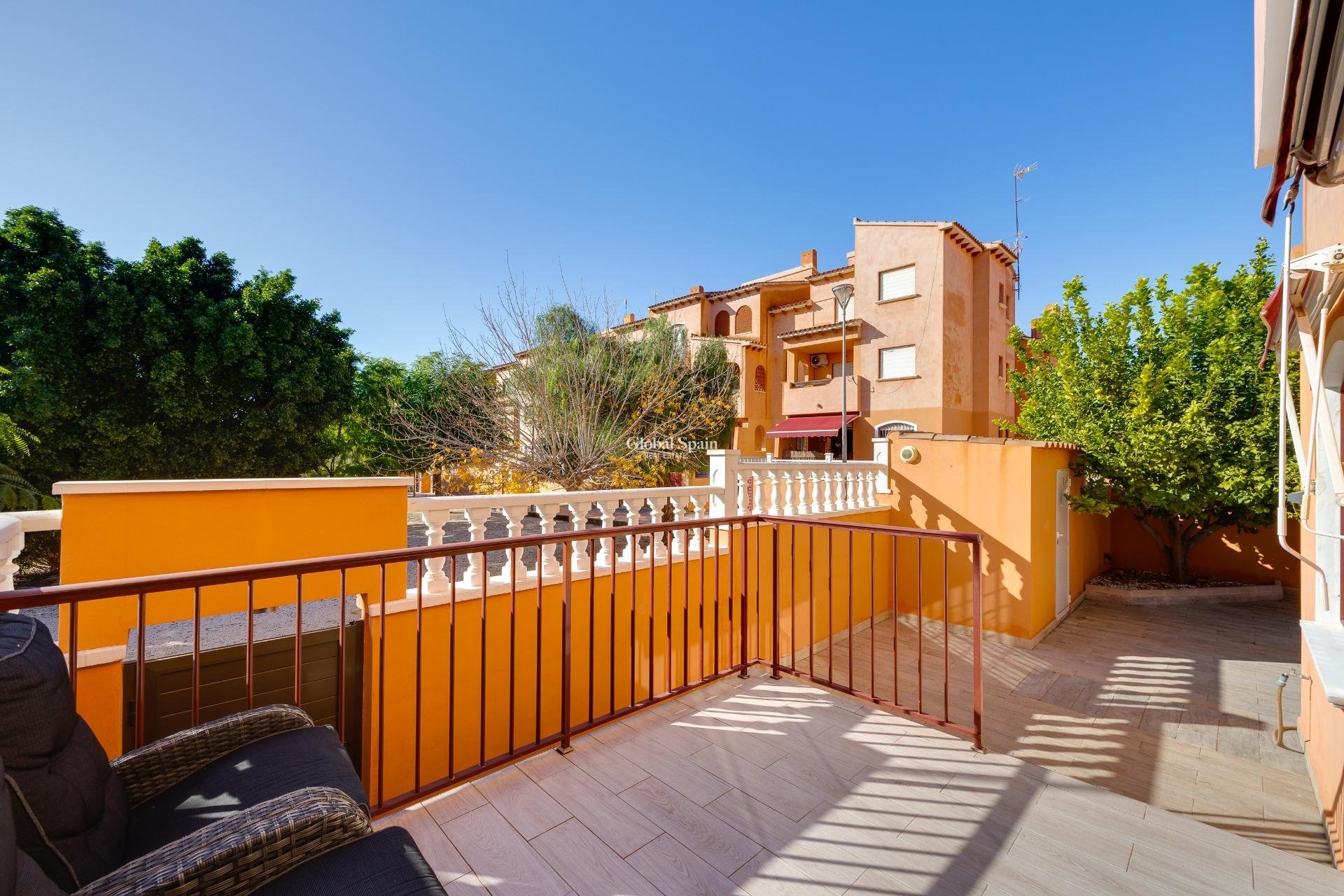 Revente - APPARTEMENT -
TORREVIEJA - Aguas Nuevas