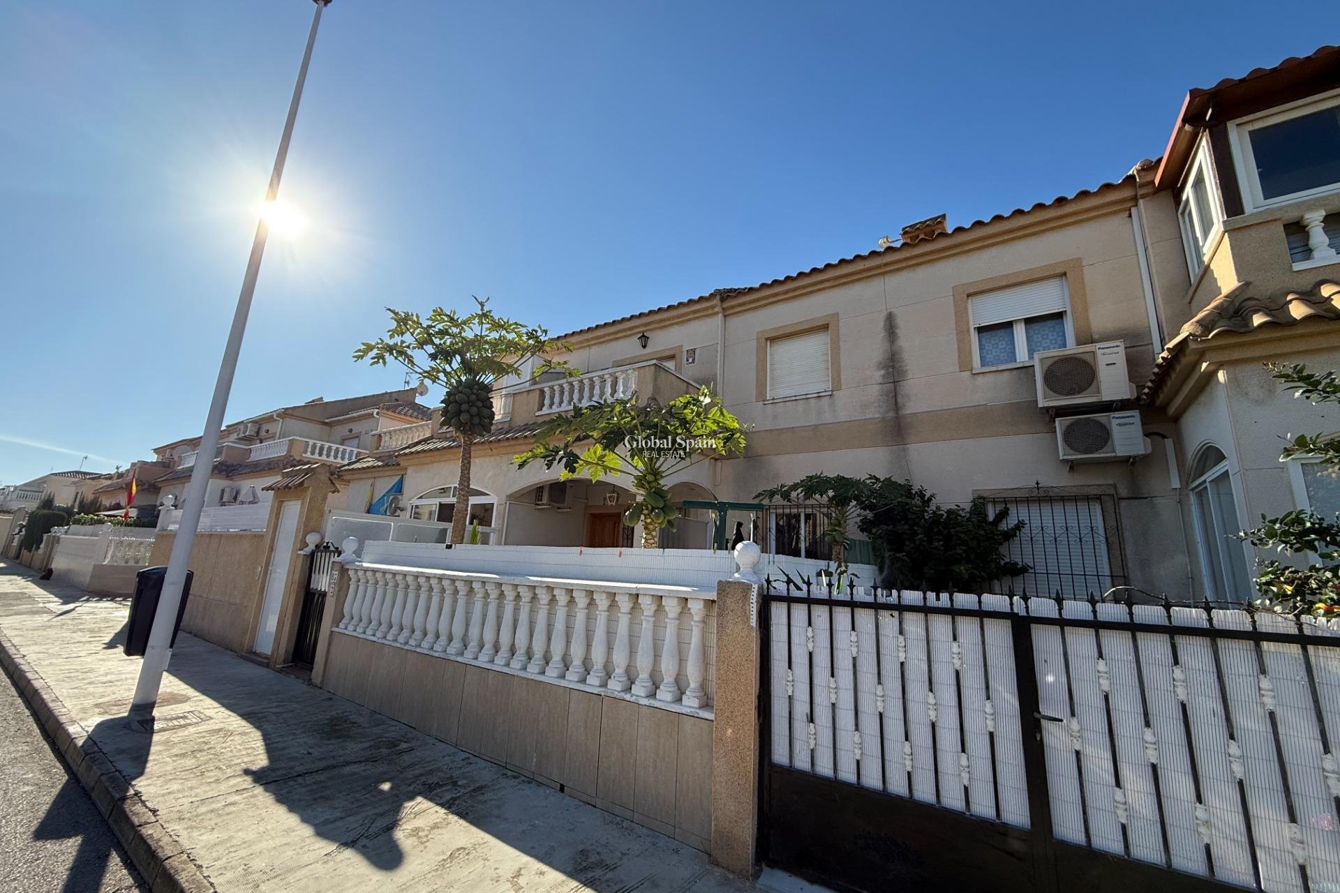 Revente - APPARTEMENT -
TORREVIEJA - Aguas Nuevas