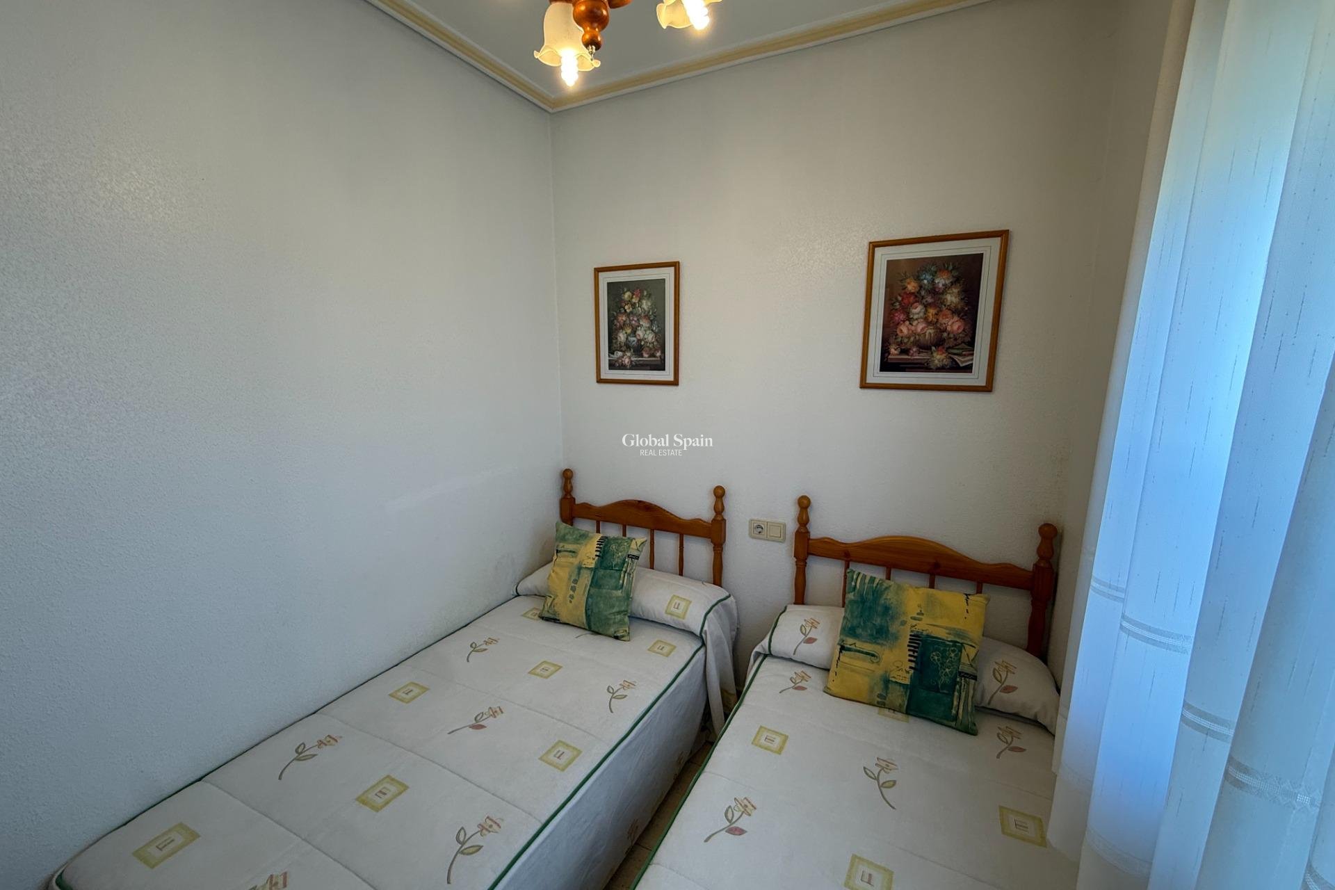 Revente - APPARTEMENT -
TORREVIEJA - Aguas Nuevas