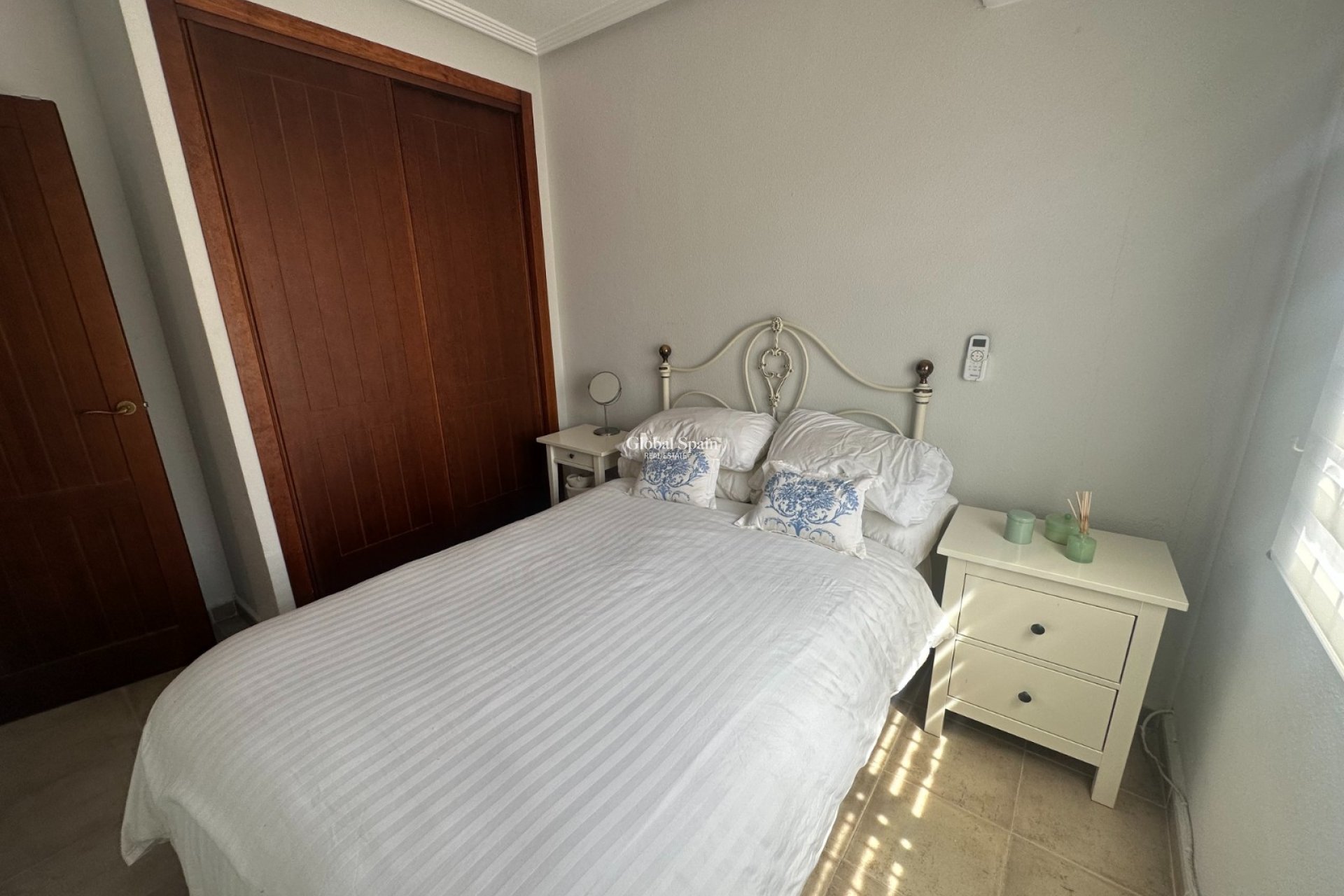 Revente - APPARTEMENT -
TORREVIEJA - Aguas Nuevas