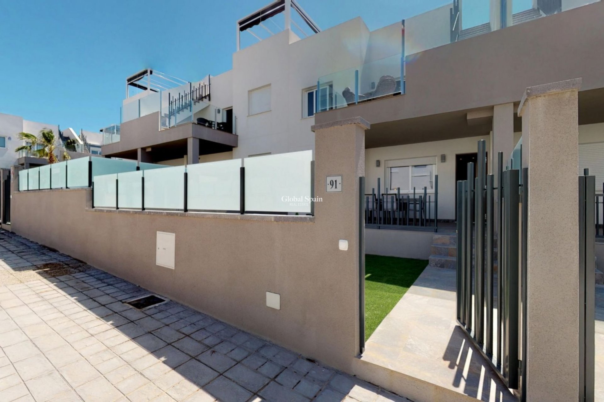 Revente - APPARTEMENT -
TORREVIEJA - Aguas Nuevas