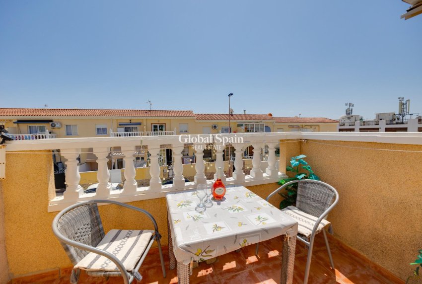 Revente - APPARTEMENT -
TORREVIEJA - Aguas Nuevas