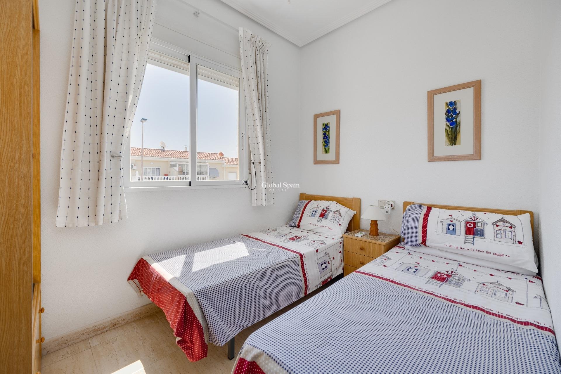 Revente - APPARTEMENT -
TORREVIEJA - Aguas Nuevas