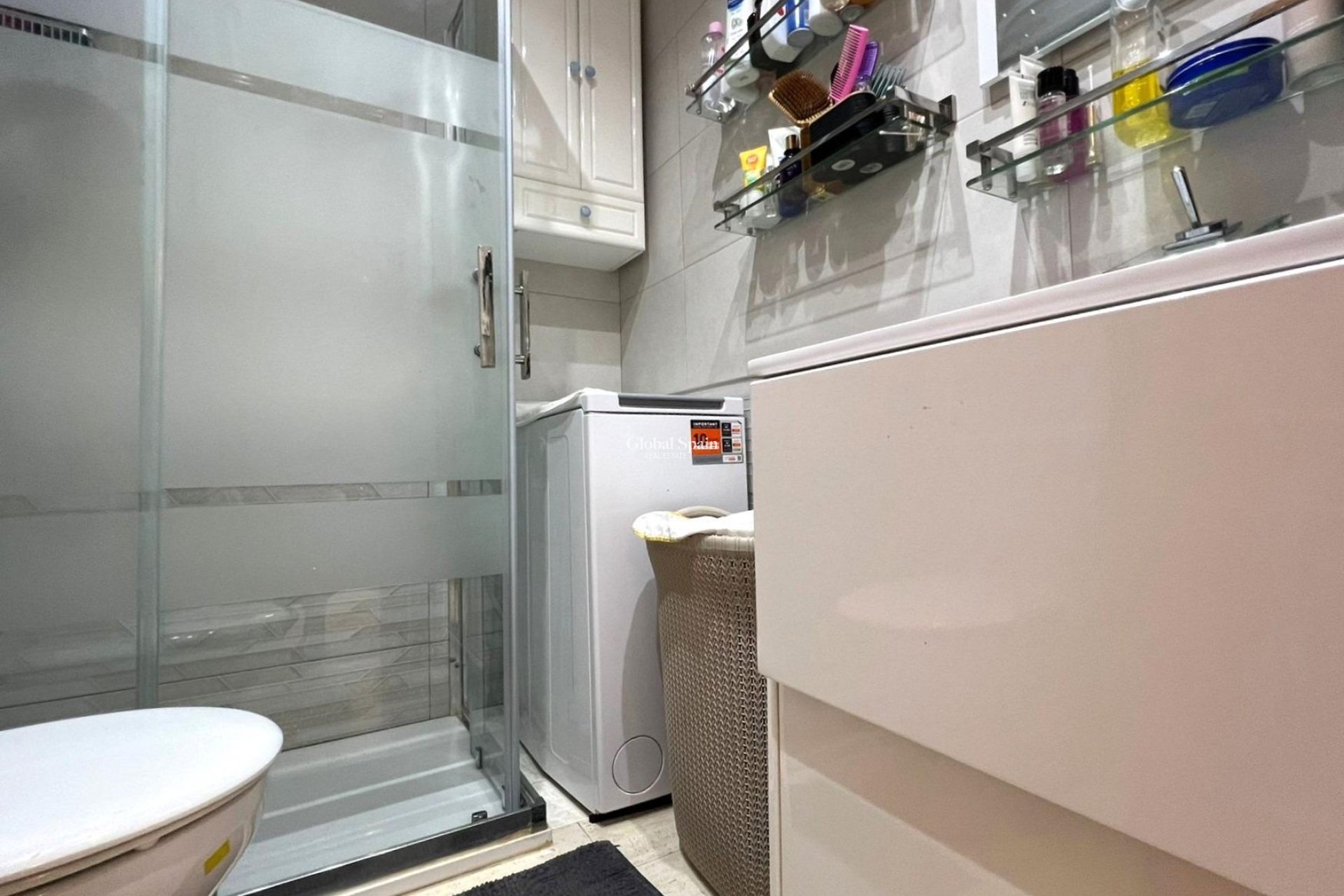 Revente - APPARTEMENT -
TORREVIEJA - Aguas Nuevas