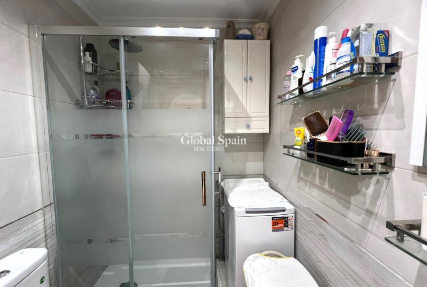 Revente - APPARTEMENT -
TORREVIEJA - Aguas Nuevas