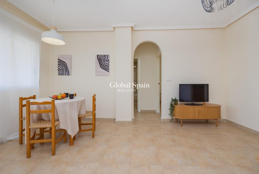 Revente - APPARTEMENT -
TORREVIEJA - Aguas Nuevas