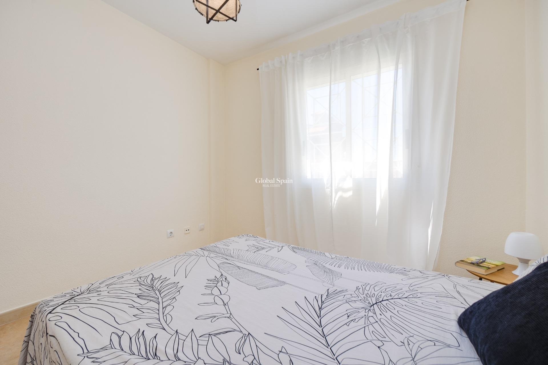 Revente - APPARTEMENT -
TORREVIEJA - Aguas Nuevas