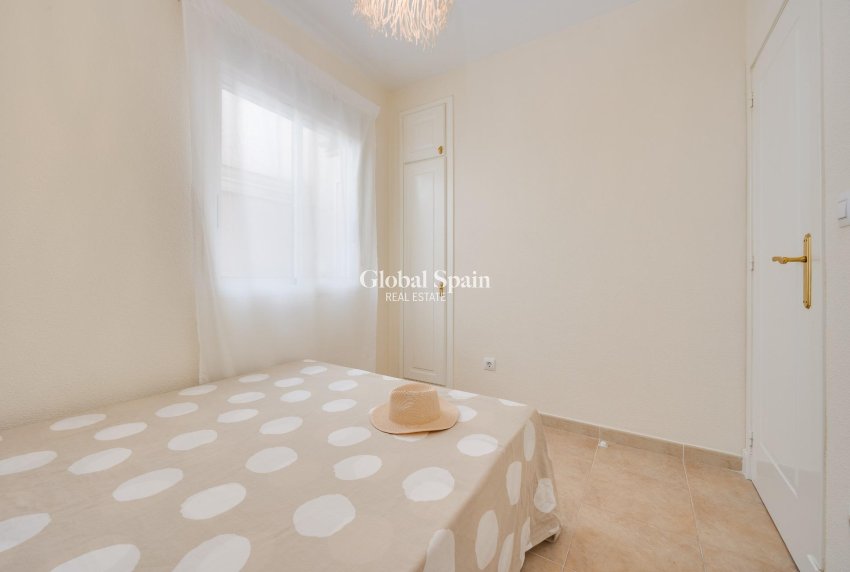 Revente - APPARTEMENT -
TORREVIEJA - Aguas Nuevas