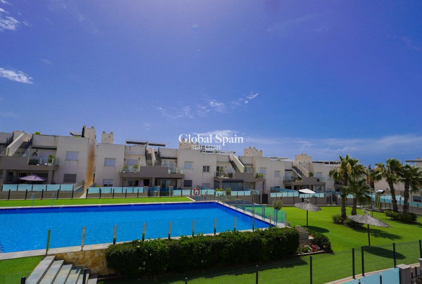 Revente - APPARTEMENT -
TORREVIEJA - Aguas Nuevas
