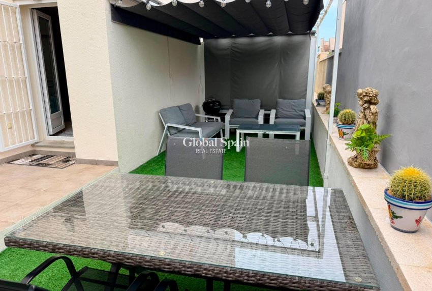 Revente - APPARTEMENT -
TORREVIEJA - Aguas Nuevas
