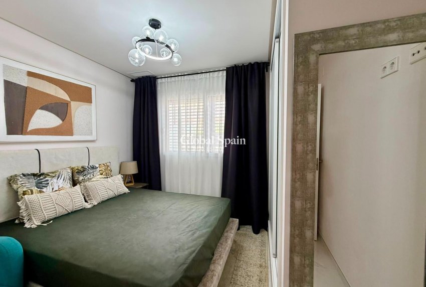 Revente - APPARTEMENT -
TORREVIEJA - Aguas Nuevas