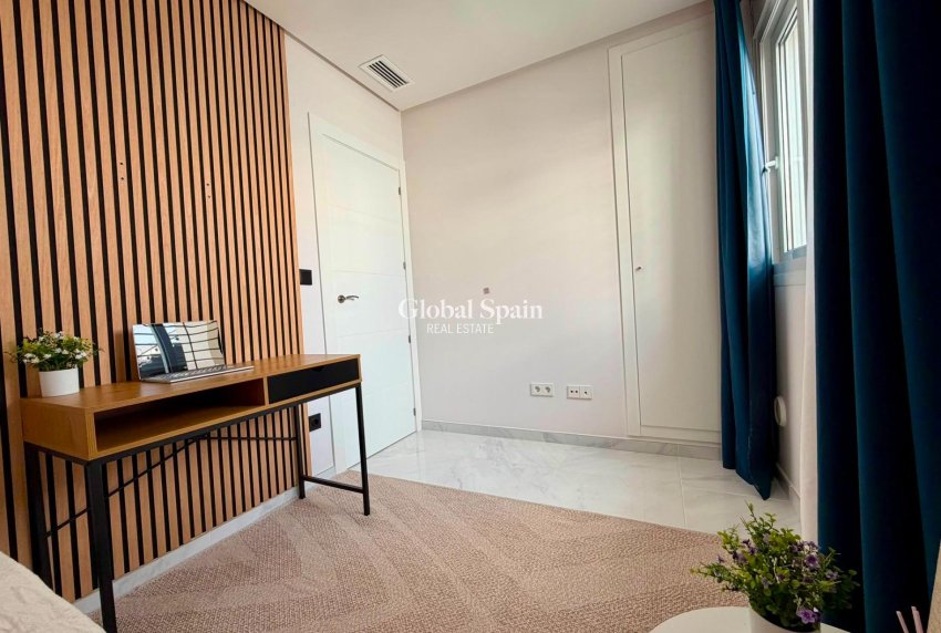 Revente - APPARTEMENT -
TORREVIEJA - Aguas Nuevas