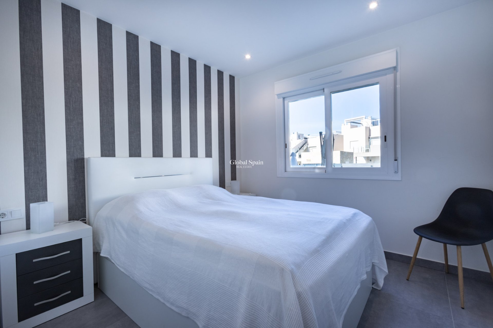 Revente - APPARTEMENT -
TORREVIEJA - Aguas Nuevas