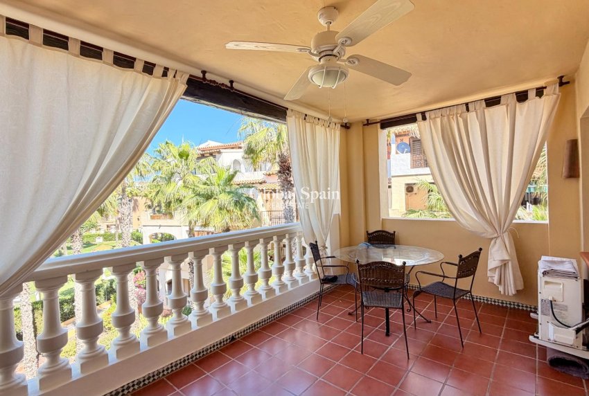 Revente - APPARTEMENT -
TORREVIEJA - Aldea del mar