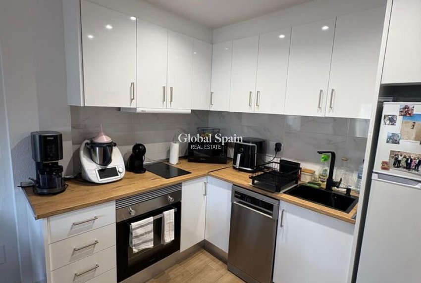 Revente - APPARTEMENT -
TORREVIEJA - aqua nuevas