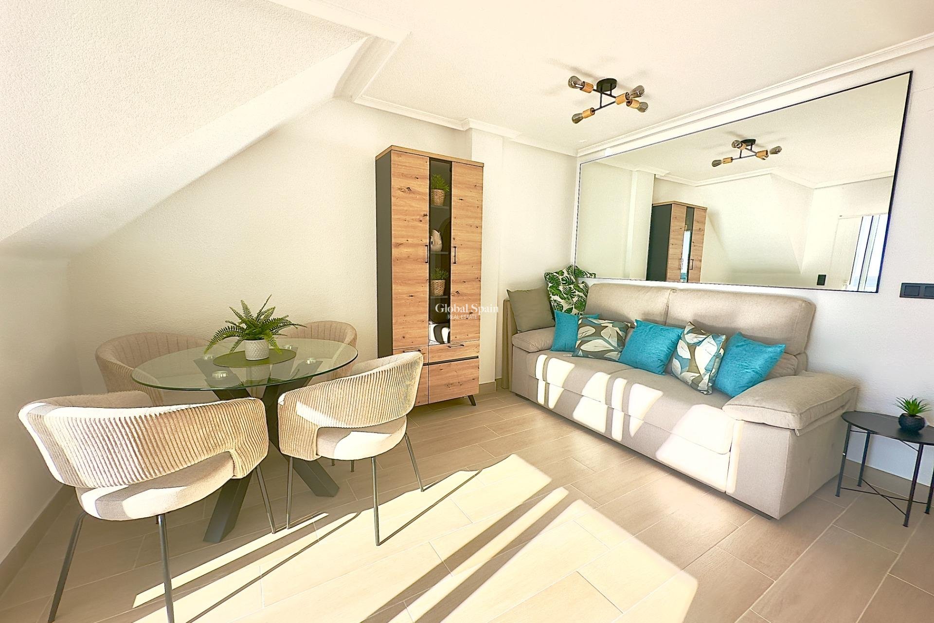 Revente - Appartement -
TORREVIEJA - Cabo Cervera