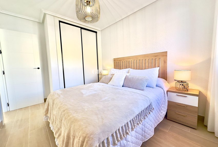 Revente - Appartement -
TORREVIEJA - Cabo Cervera