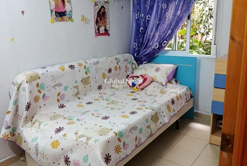 Revente - APPARTEMENT -
TORREVIEJA - Cabo Cervera