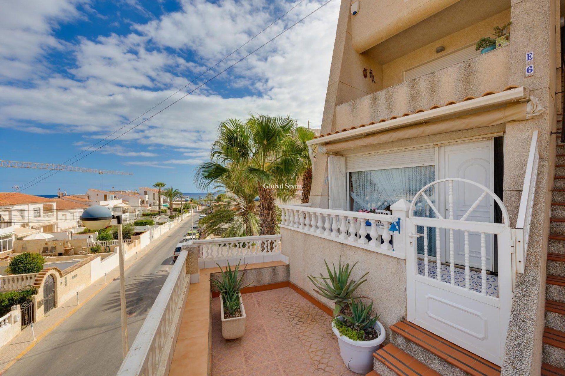 Revente - APPARTEMENT -
TORREVIEJA - Cabo Cervera