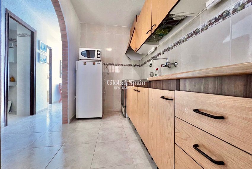 Revente - APPARTEMENT -
TORREVIEJA - Cabo Cervera