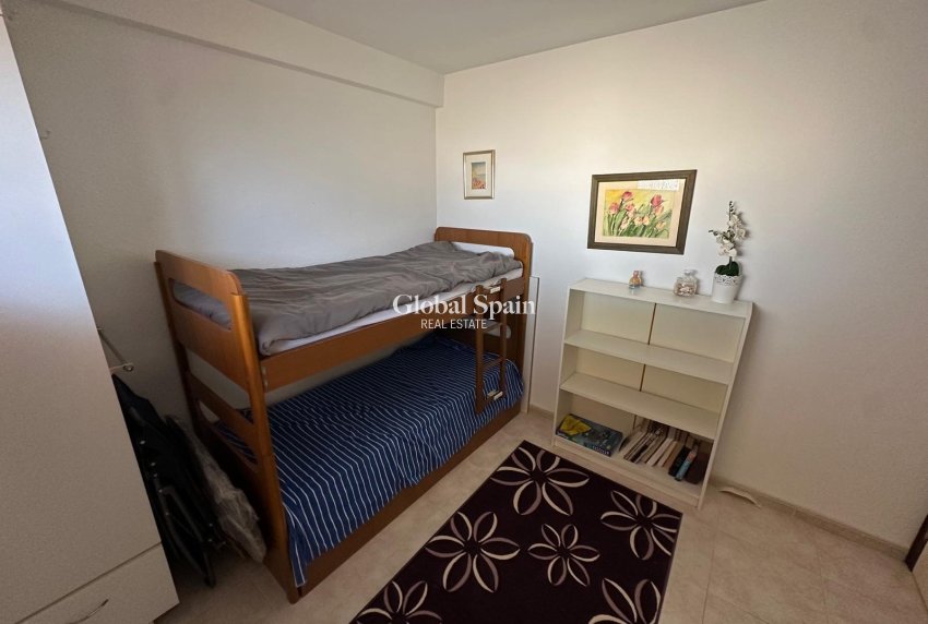 Revente - APPARTEMENT -
TORREVIEJA - Cabo Cervera