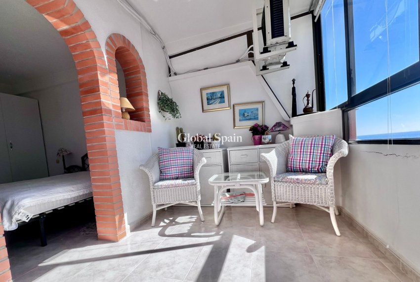 Revente - APPARTEMENT -
TORREVIEJA - Cabo Cervera