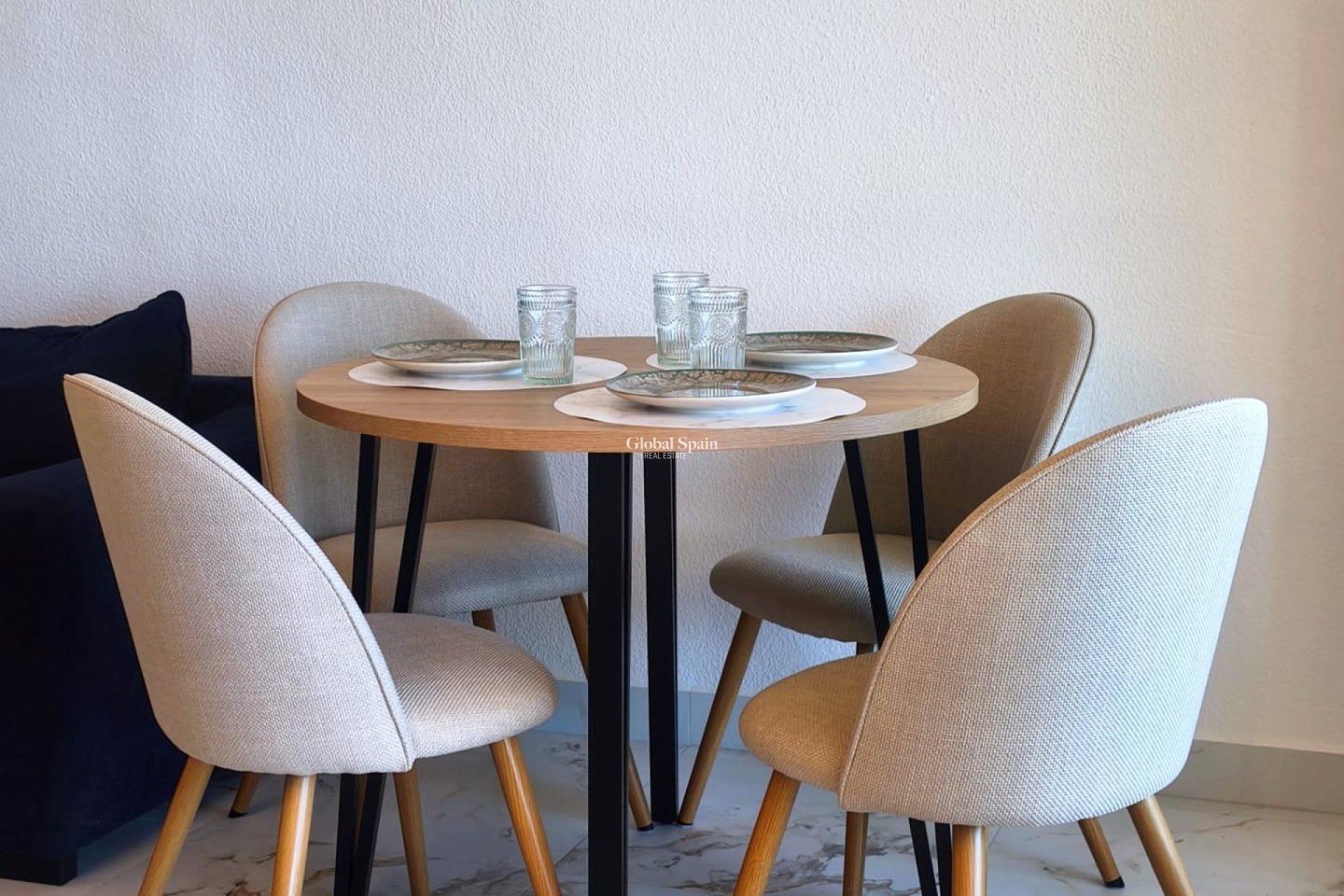 Revente - APPARTEMENT -
TORREVIEJA - Cabo Cervera