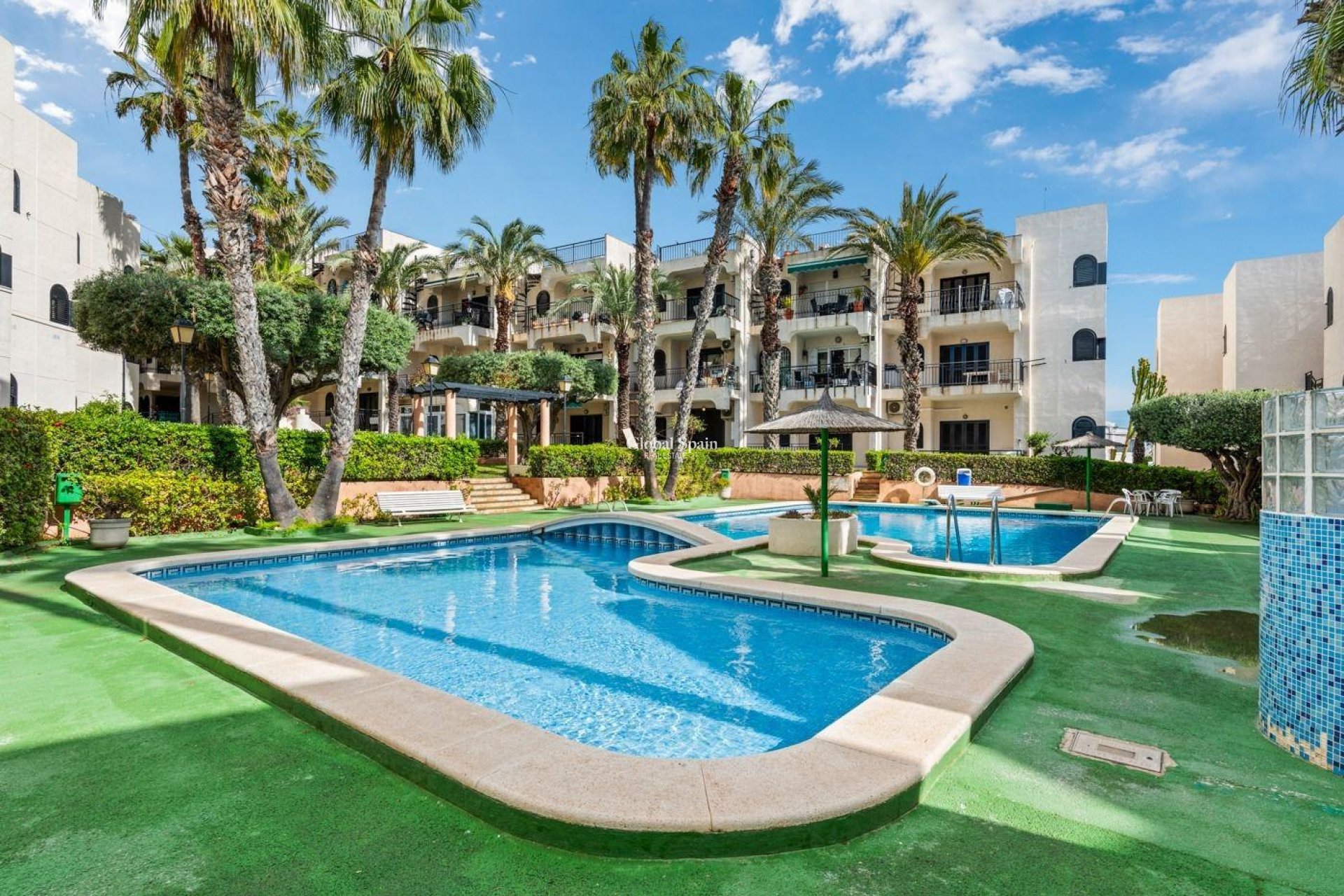 Revente - APPARTEMENT -
TORREVIEJA - Cabo Cervera