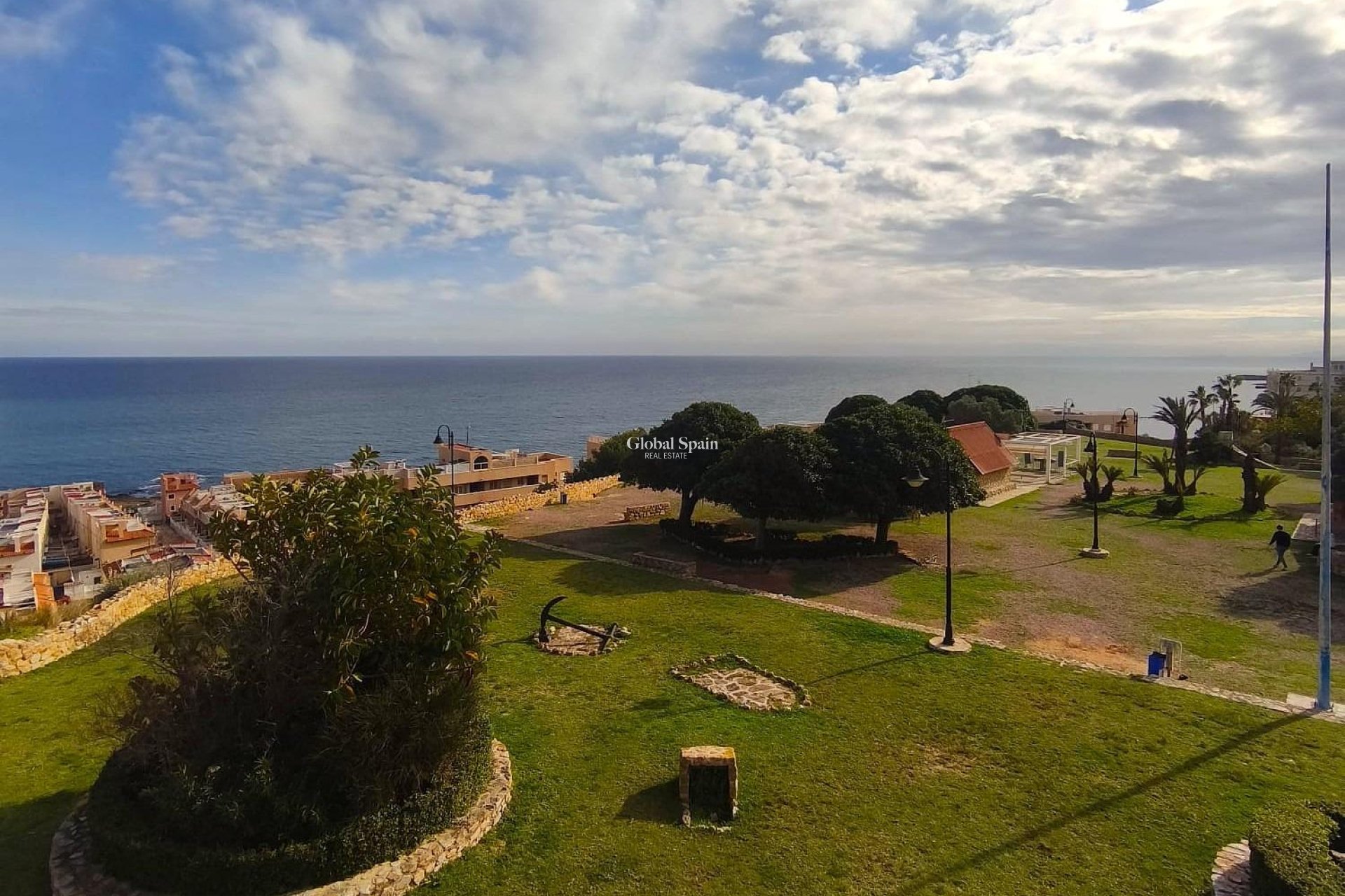 Revente - APPARTEMENT -
TORREVIEJA - Cabo Cervera