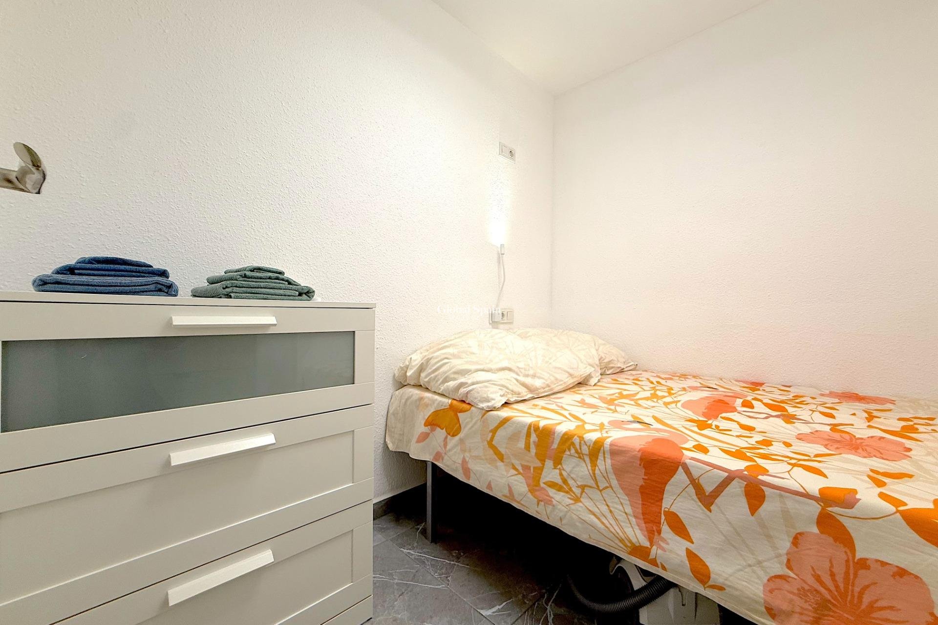 Revente - APPARTEMENT -
TORREVIEJA - Cabo Cervera