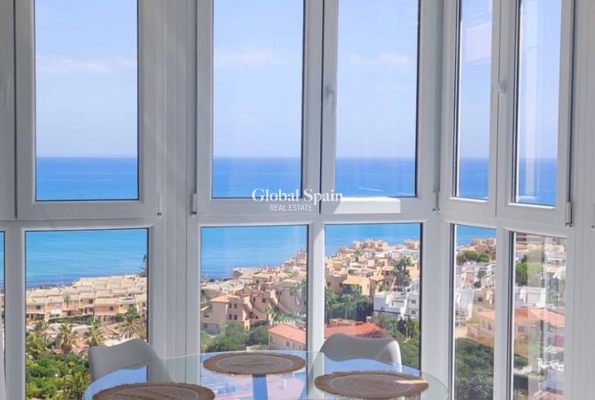 Revente - APPARTEMENT -
TORREVIEJA - Cabo Cervera