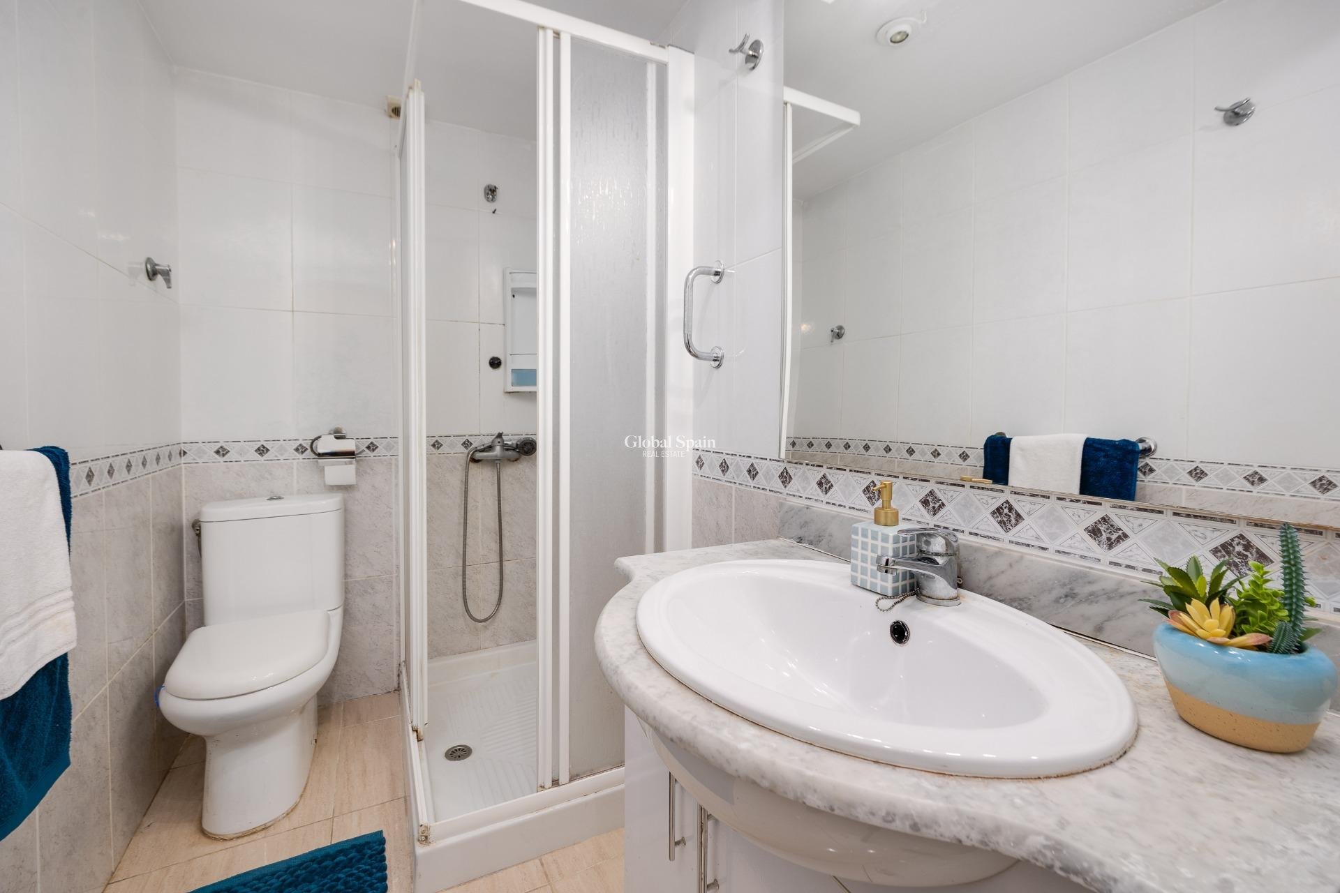 Revente - APPARTEMENT -
TORREVIEJA - Cabo Cervera