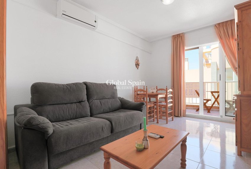 Revente - APPARTEMENT -
TORREVIEJA - Cabo Cervera