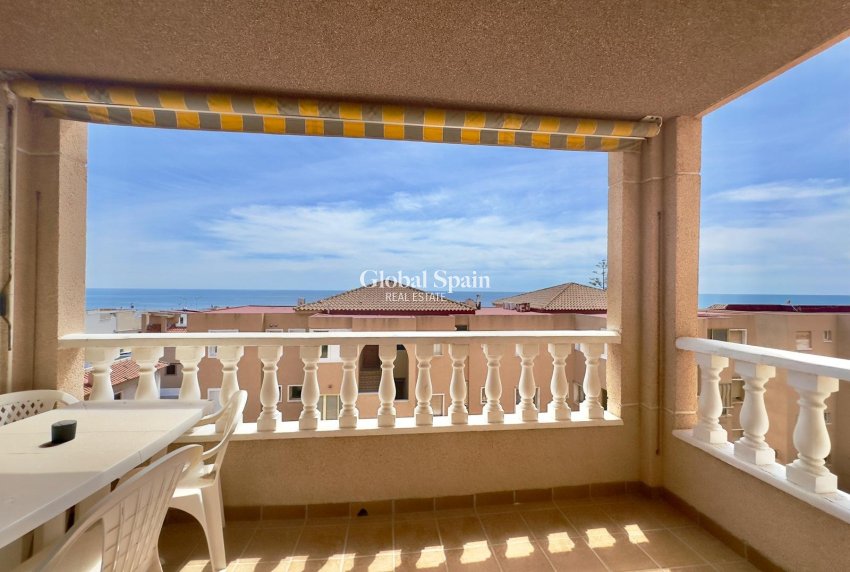 Revente - APPARTEMENT -
TORREVIEJA - Cabo Cervera