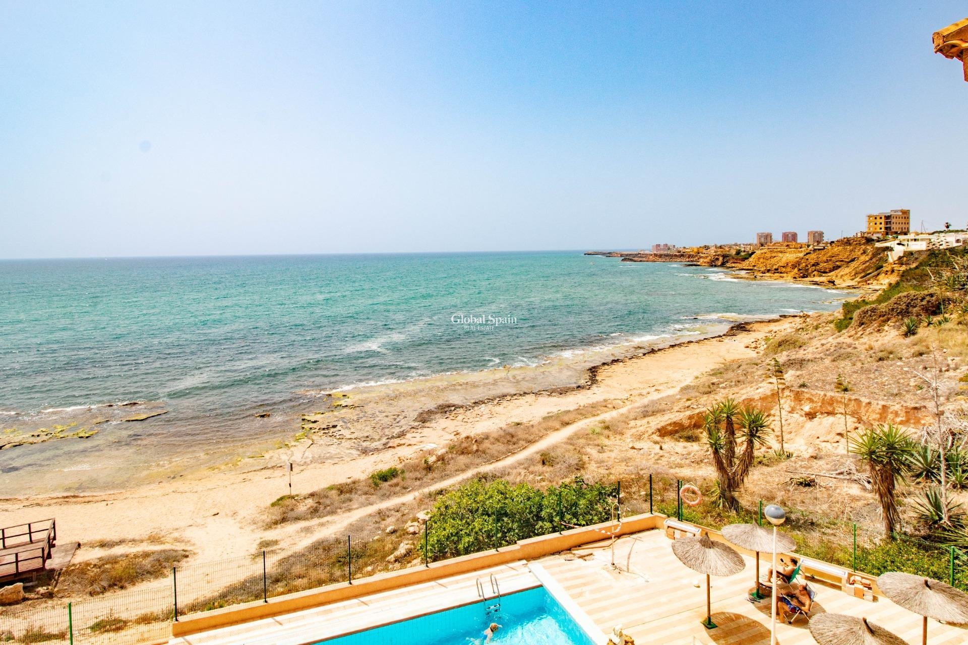 Revente - APPARTEMENT -
TORREVIEJA - Cabo Cervera