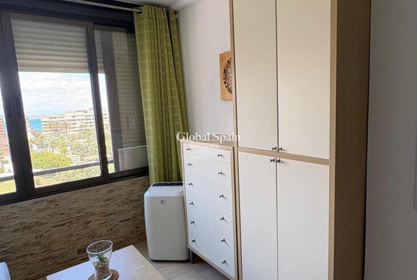 Revente - APPARTEMENT -
TORREVIEJA - Cabo Cervera