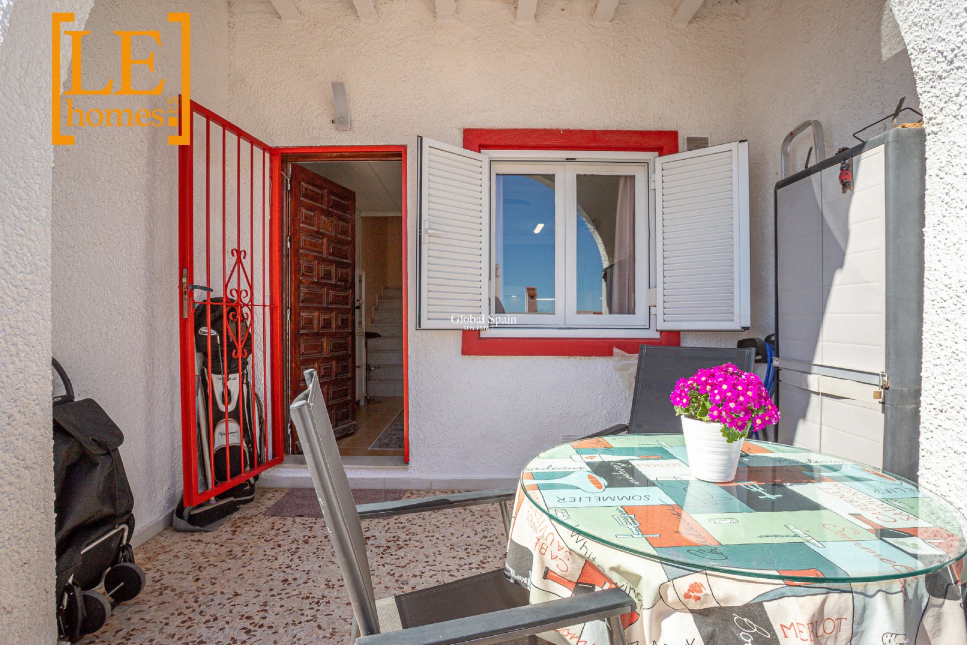Revente - APPARTEMENT -
TORREVIEJA - Cabo Cervera