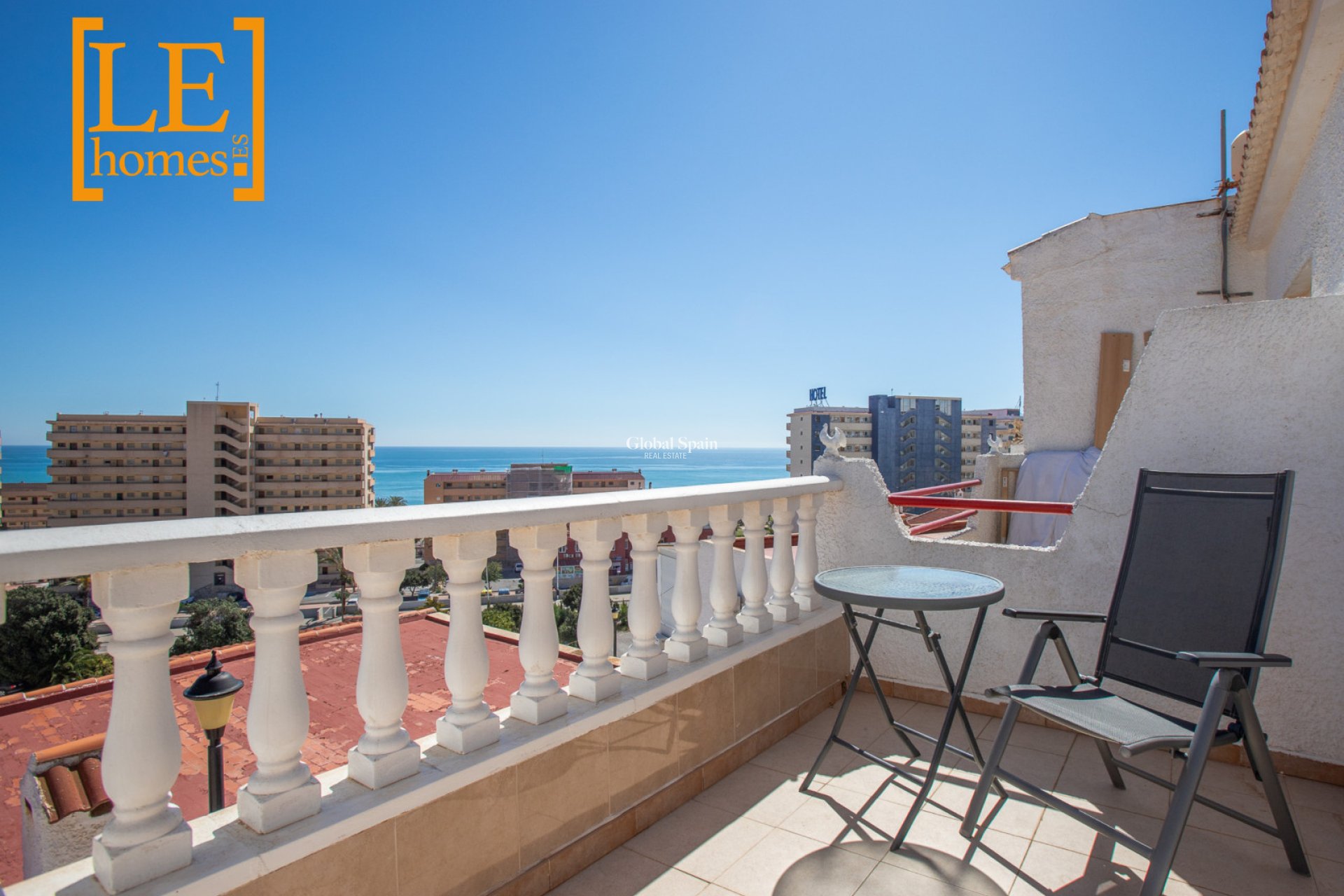 Revente - APPARTEMENT -
TORREVIEJA - Cabo Cervera