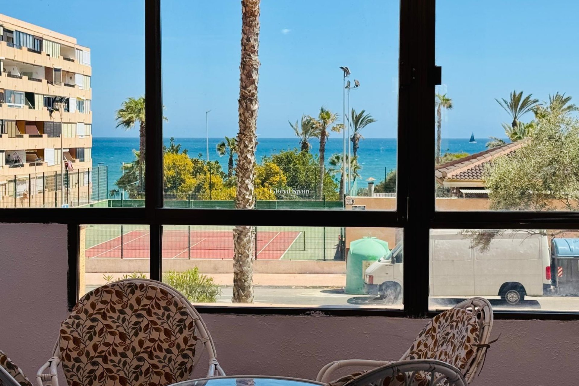 Revente - APPARTEMENT -
TORREVIEJA - Cabo Cervera
