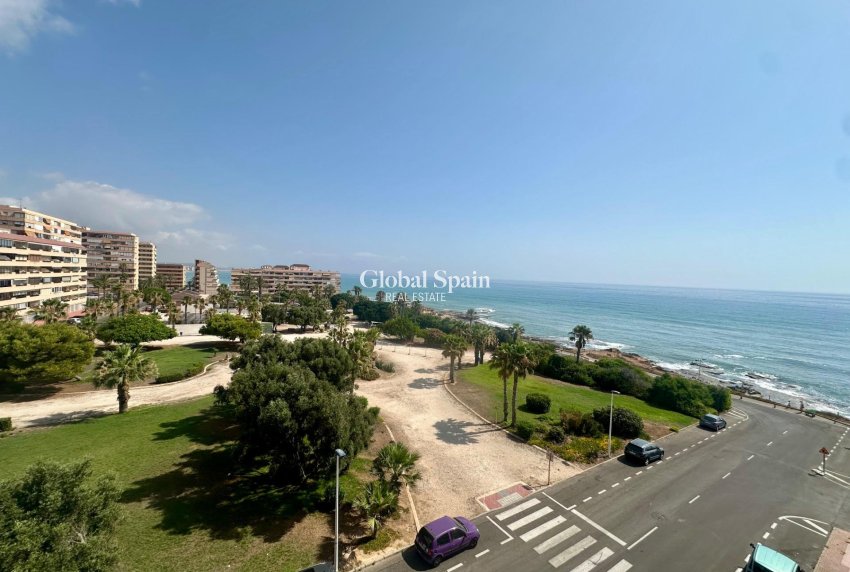Revente - APPARTEMENT -
TORREVIEJA - Cabo Cervera