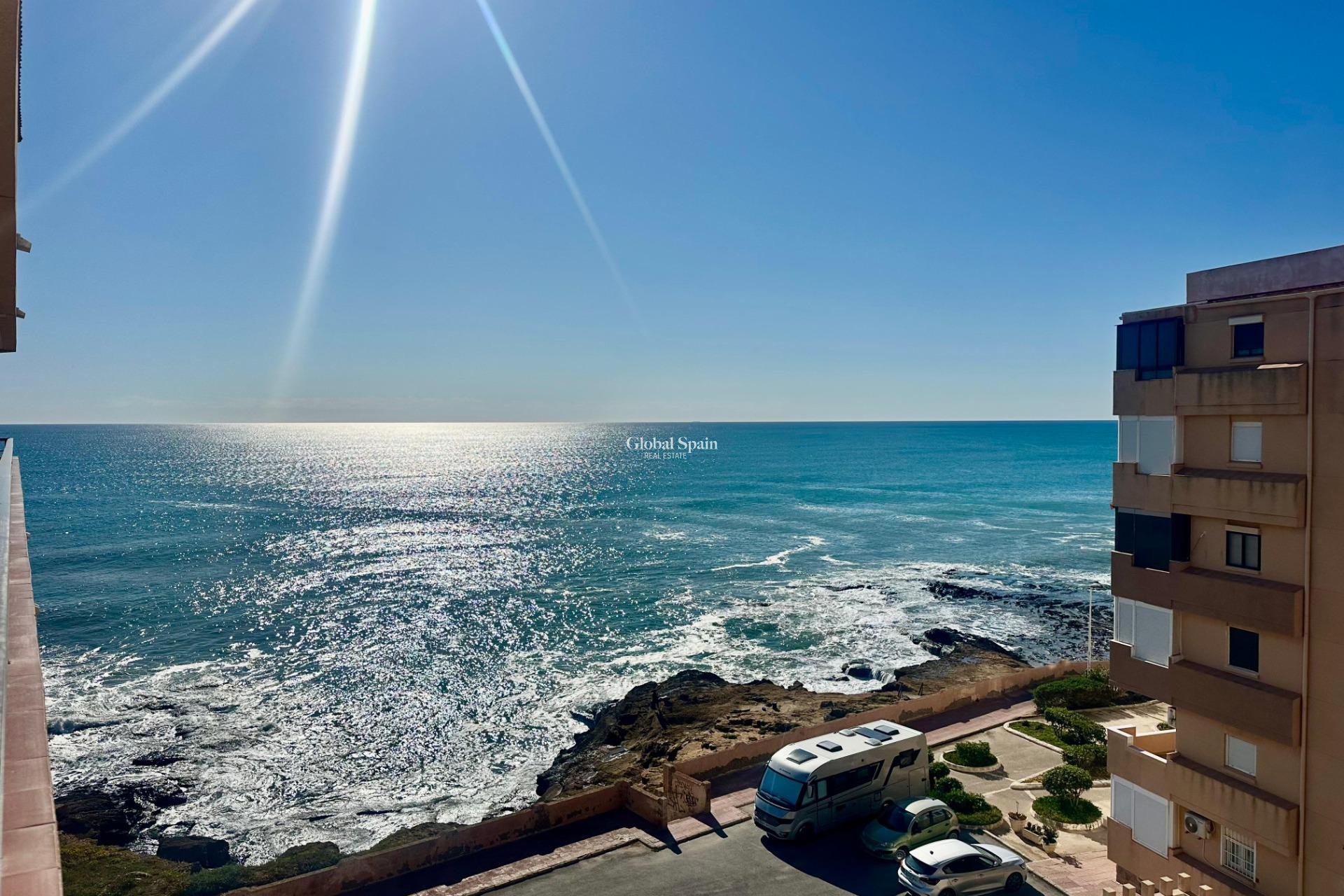 Revente - APPARTEMENT -
TORREVIEJA - Cabo Cervera