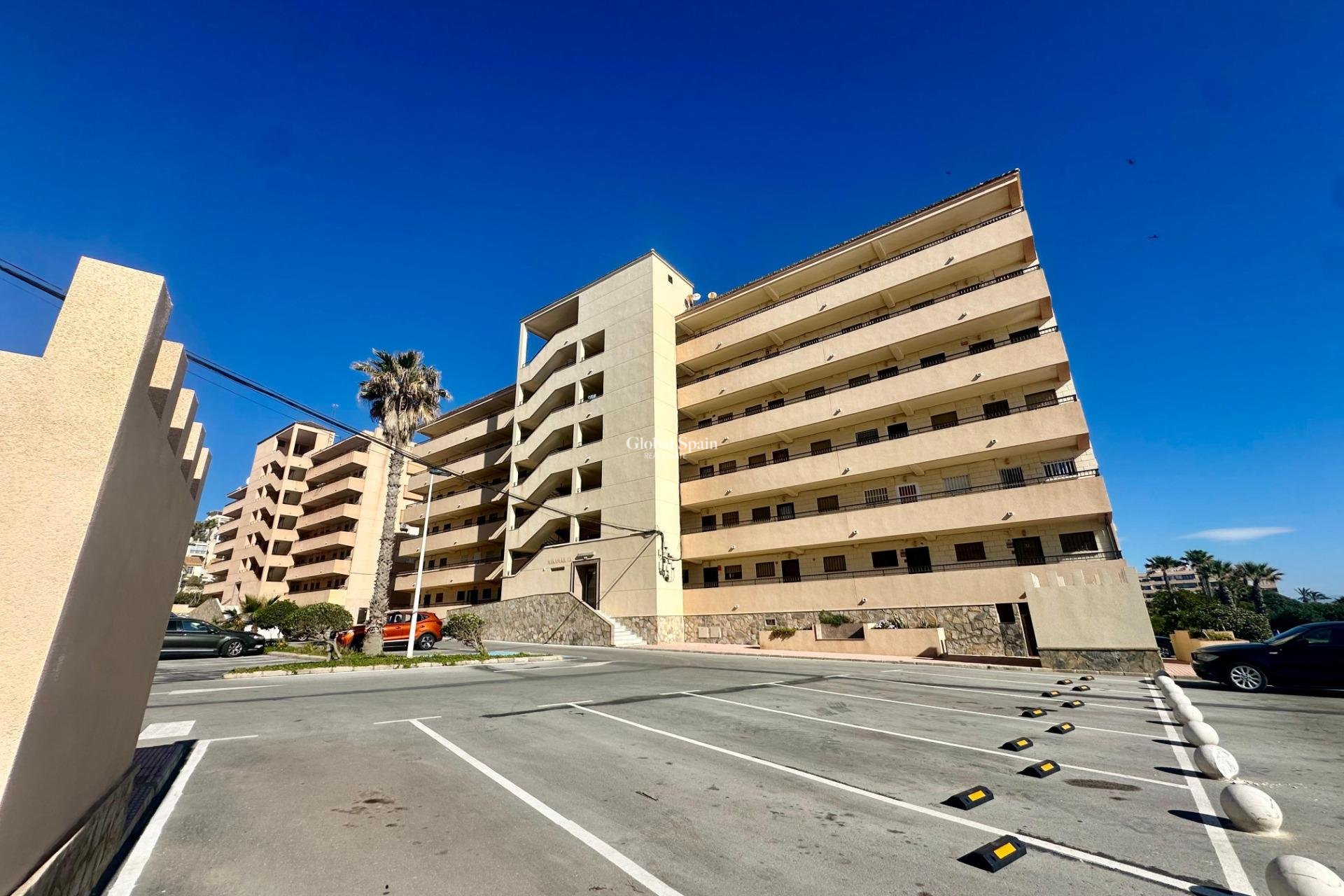Revente - APPARTEMENT -
TORREVIEJA - Cabo Cervera