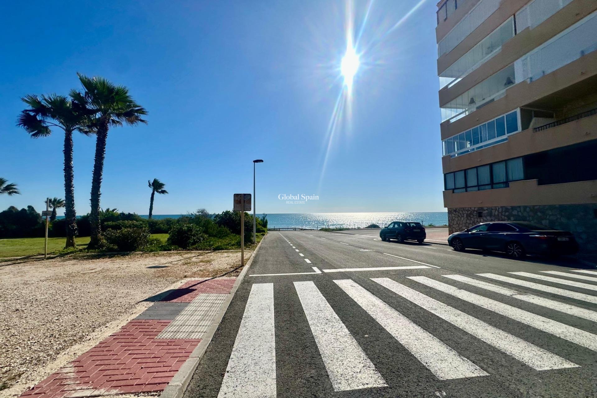 Revente - APPARTEMENT -
TORREVIEJA - Cabo Cervera