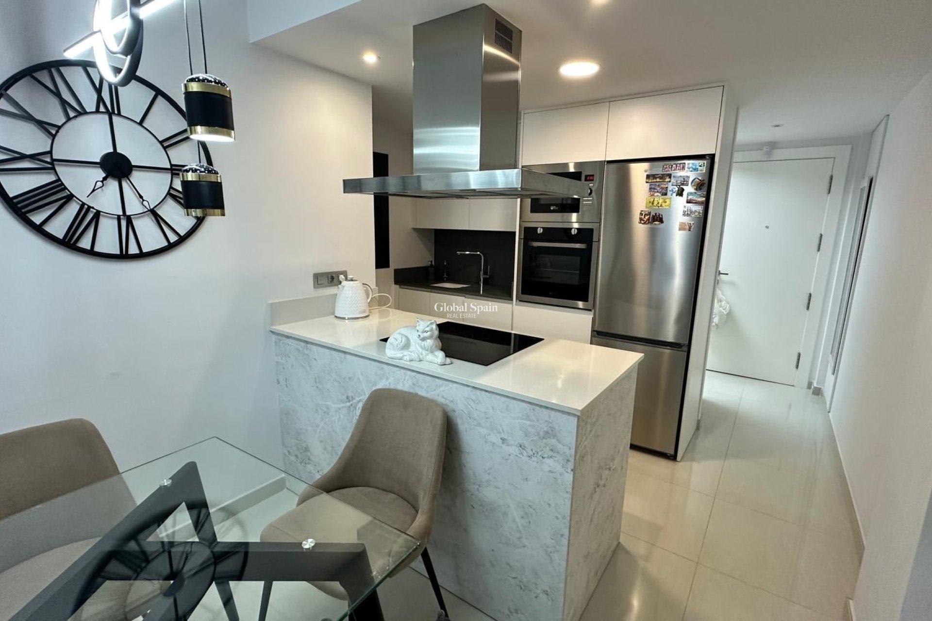 Revente - APPARTEMENT -
TORREVIEJA - Calas Blancas