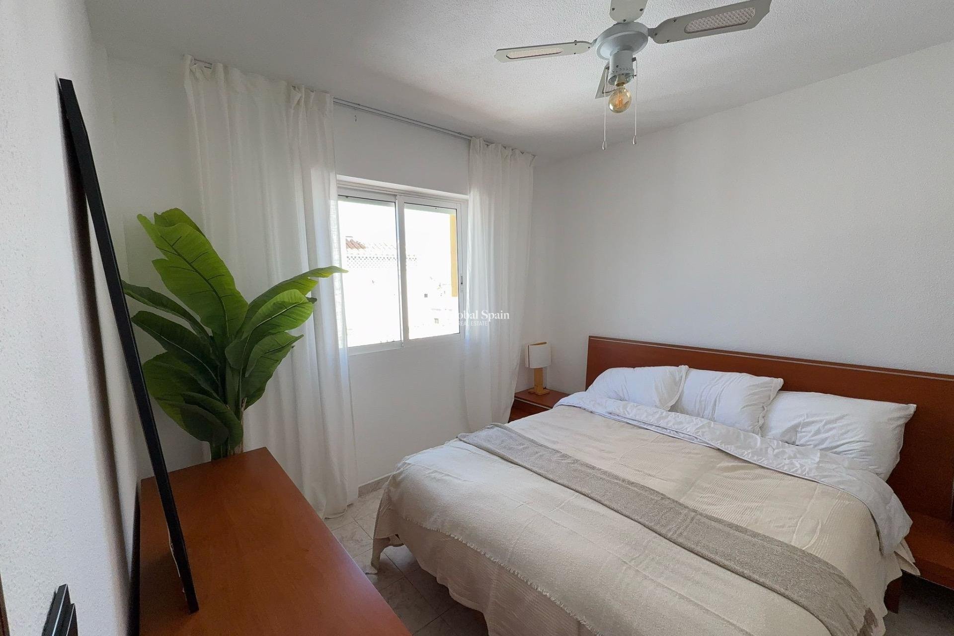 Revente - APPARTEMENT -
TORREVIEJA - Cañada Del Molino