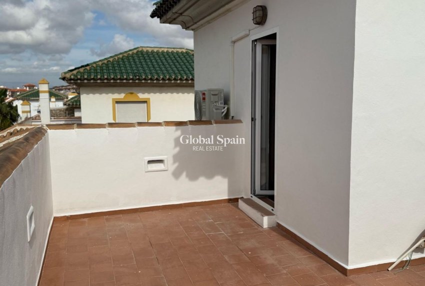Revente - APPARTEMENT -
TORREVIEJA - Cañada Del Molino