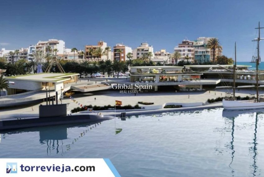 Revente - APPARTEMENT -
TORREVIEJA - Center