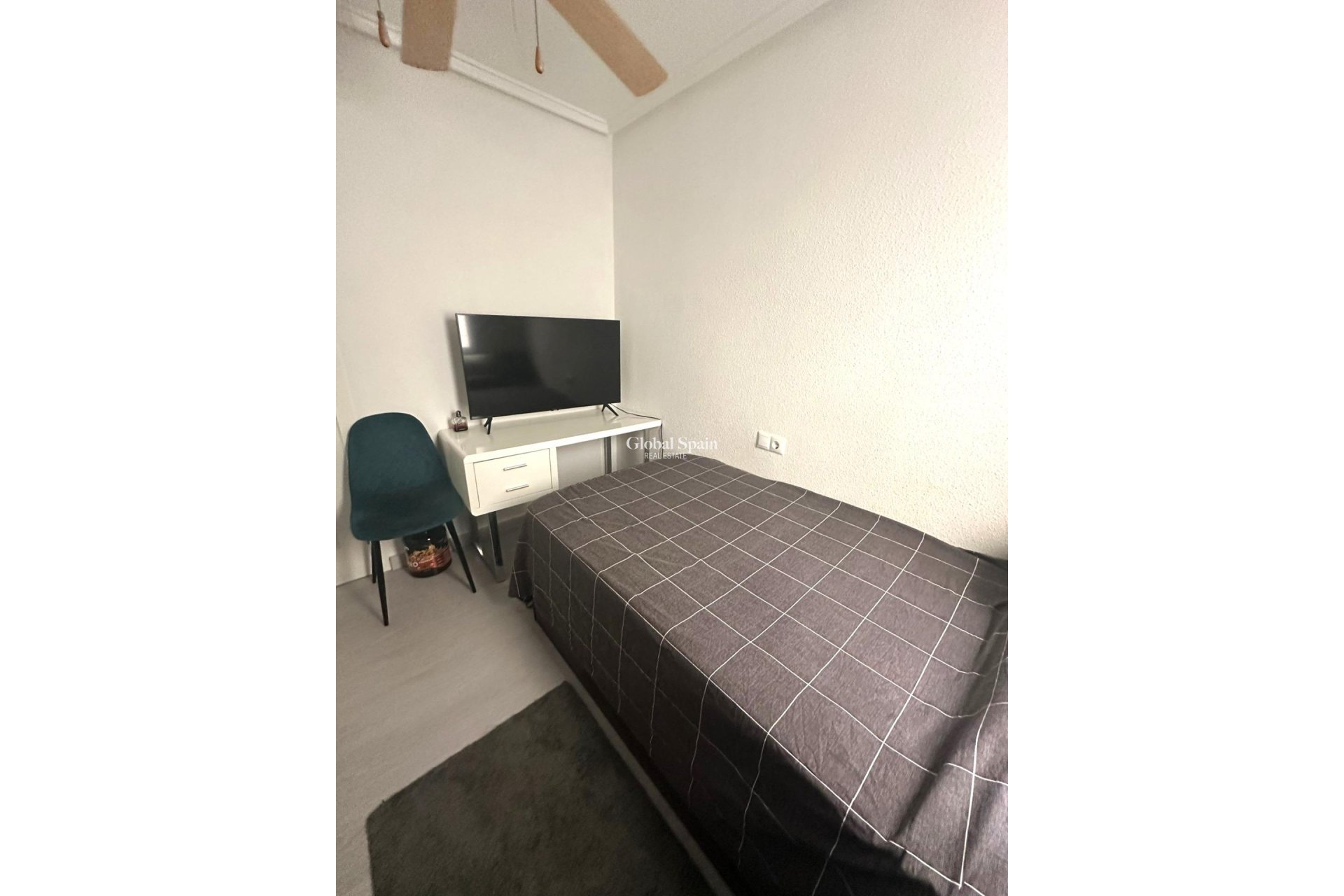 Revente - APPARTEMENT -
TORREVIEJA - Center